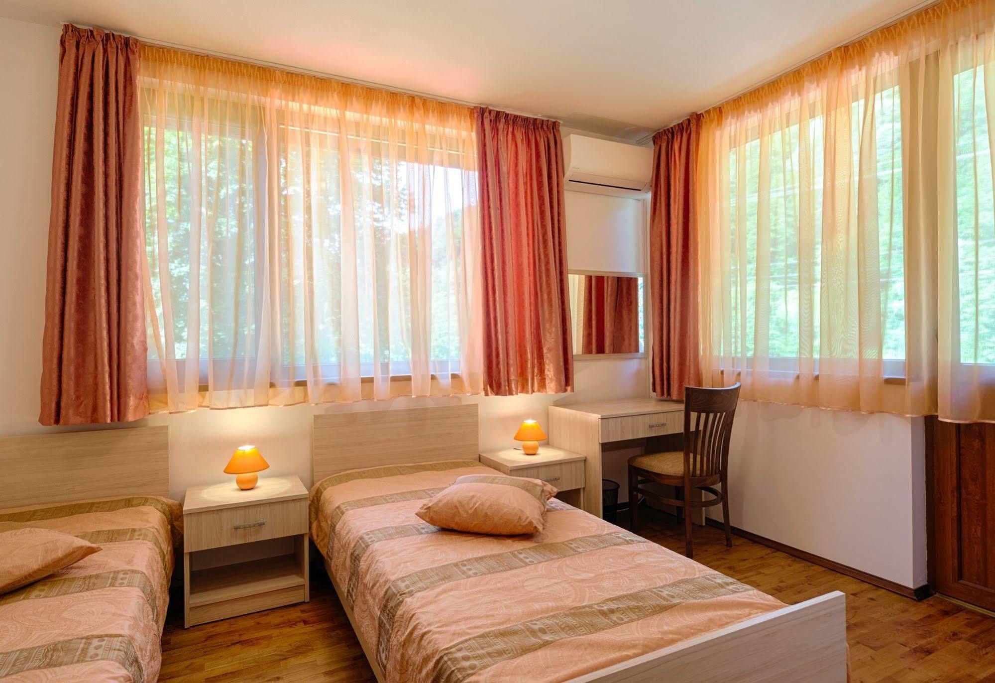 Guest House Vitora Ribaritsa Dış mekan fotoğraf
